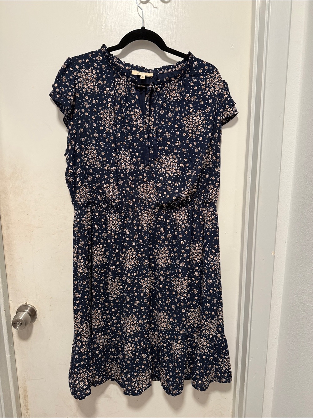 Navy Floral Tie-Neck Women's Plus Size Dress